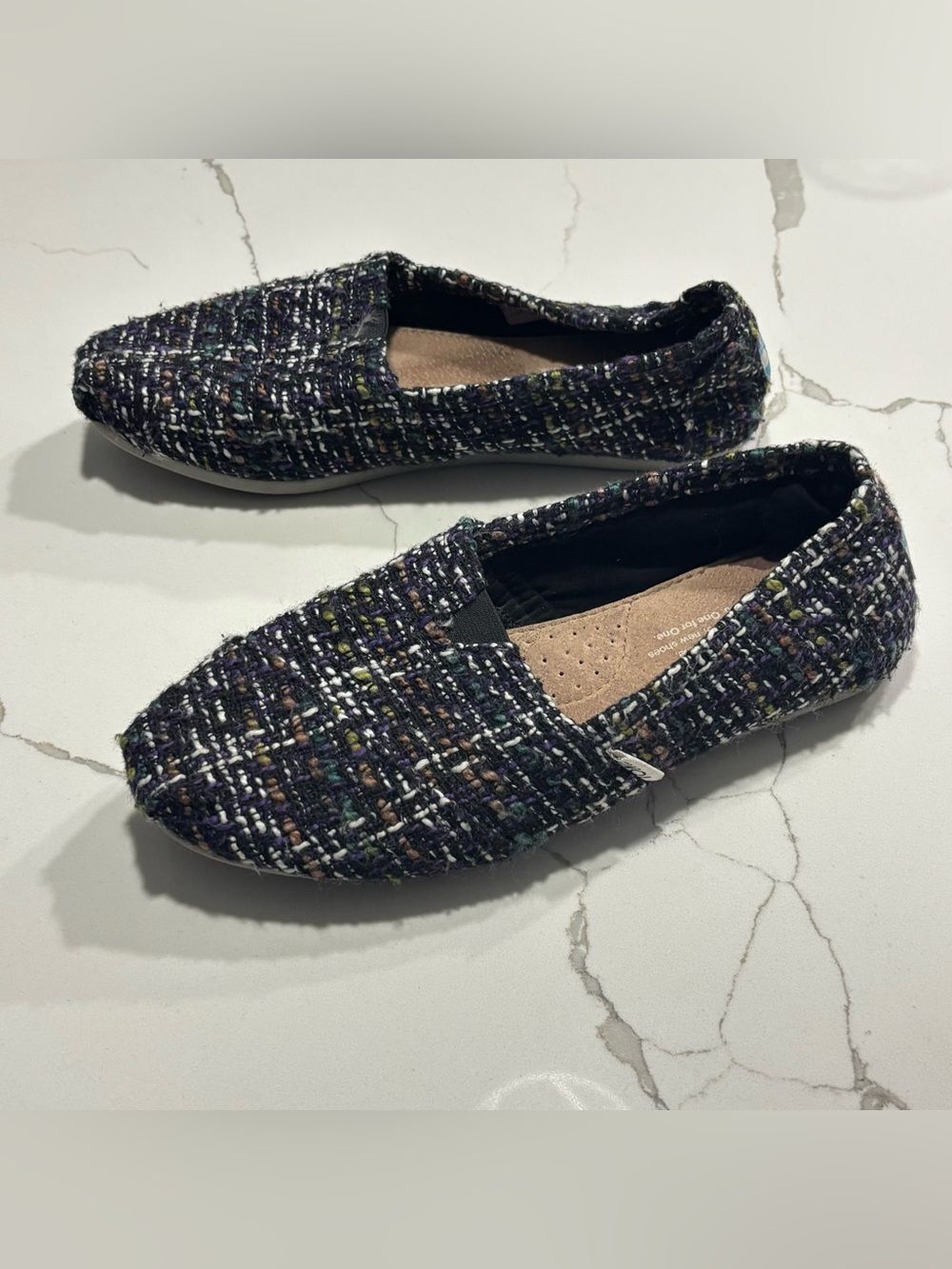 Toms Black Tweed Multicolor Slip-On Flats Loafers Women’s Size 7